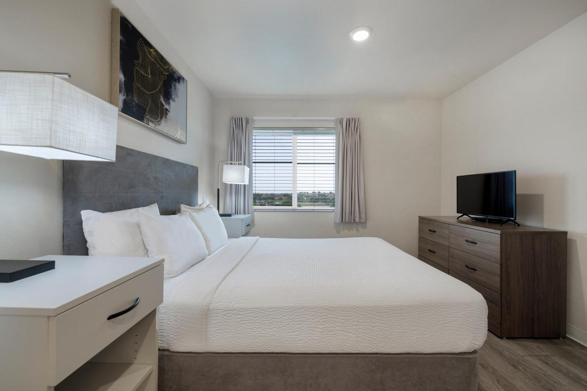 אירווינג Soka Suites Dallas - Las Colinas מראה חיצוני תמונה