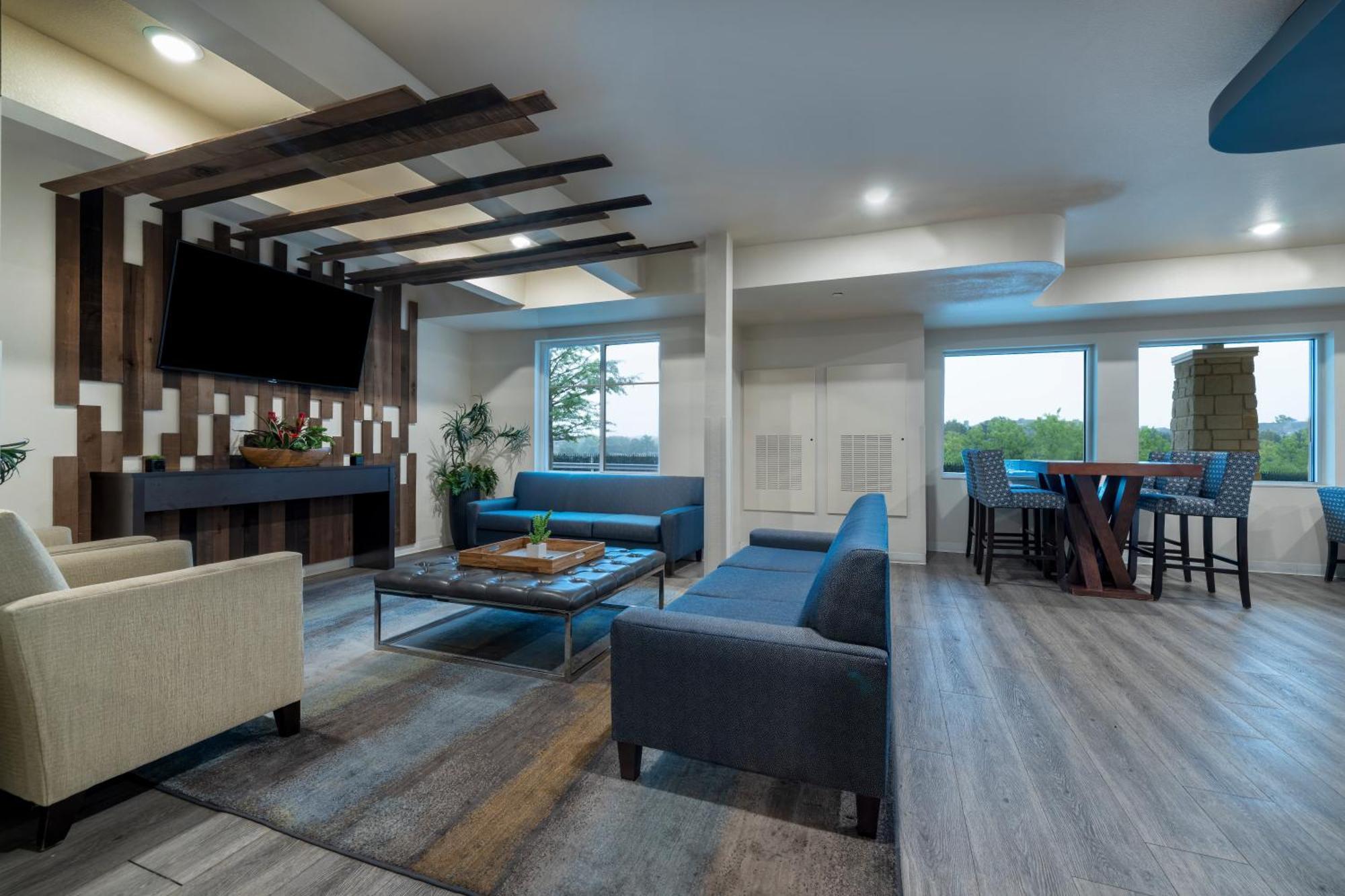 אירווינג Soka Suites Dallas - Las Colinas מראה חיצוני תמונה