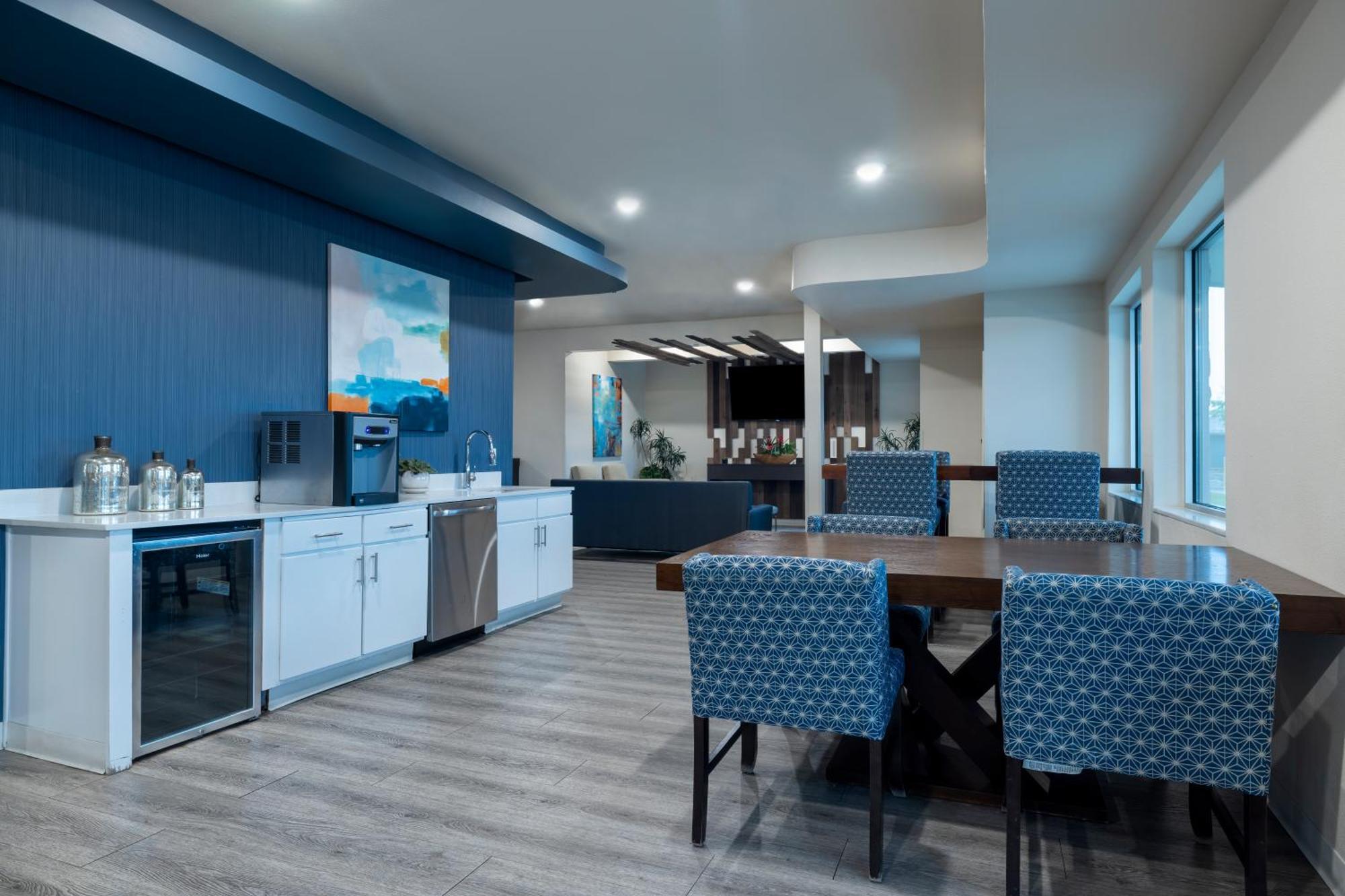 אירווינג Soka Suites Dallas - Las Colinas מראה חיצוני תמונה